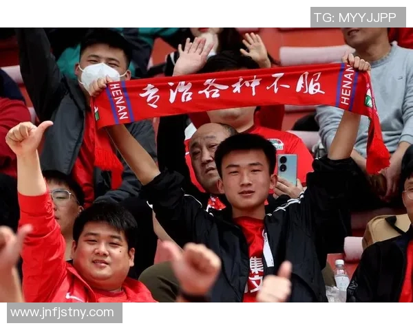 足球明星重返旧巢再续辉煌传奇球迷热情高涨期待新篇章