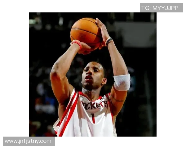 篮球明星三巨头的精彩瞬间与辉煌成就全景展示